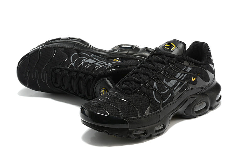 Nike air max plus TN black yellow