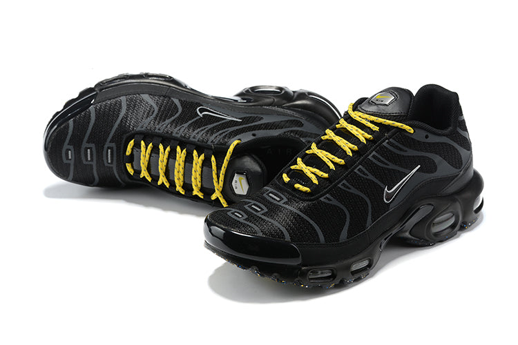 Nike air max plus TN triple black yellow