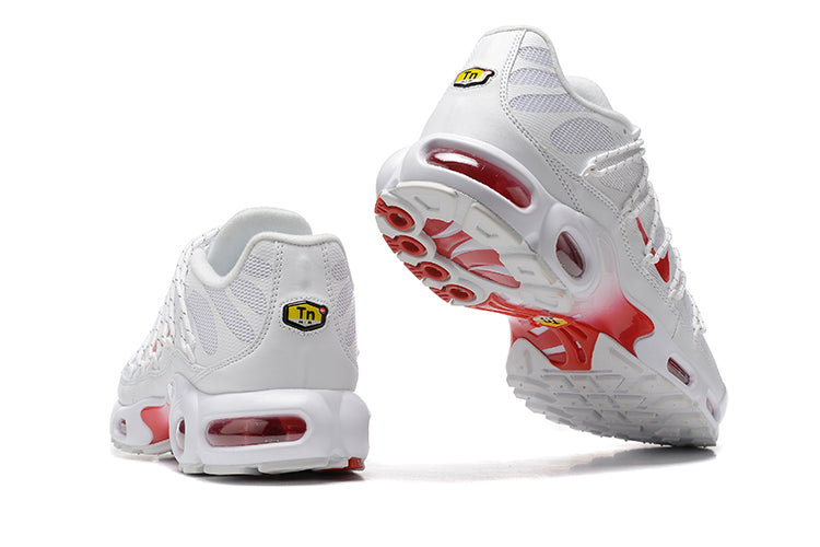 Nike air max plus utility red