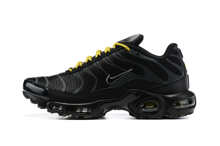 Nike air max plus TN triple black yellow