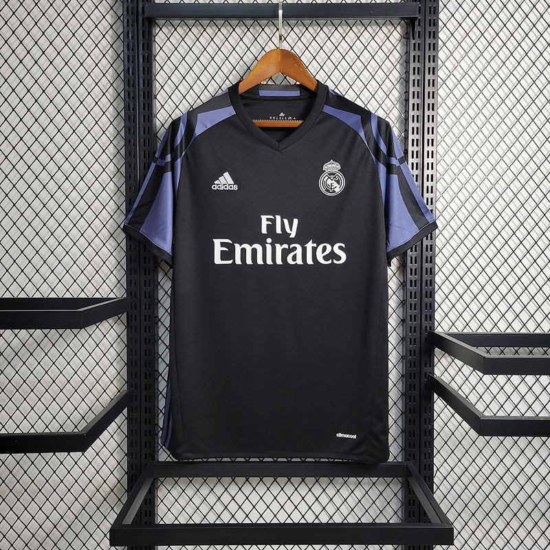 Retro real madrid away 2 16/17