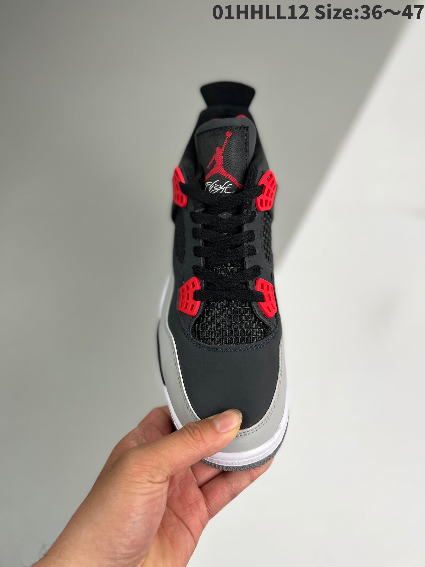 Nike Air Jordan 4 Retro "Bred"