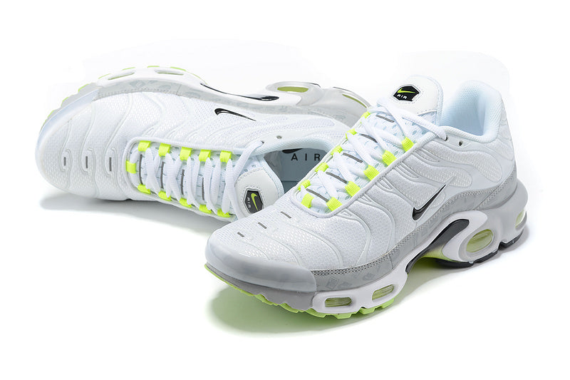 Nike air max plus TN white green