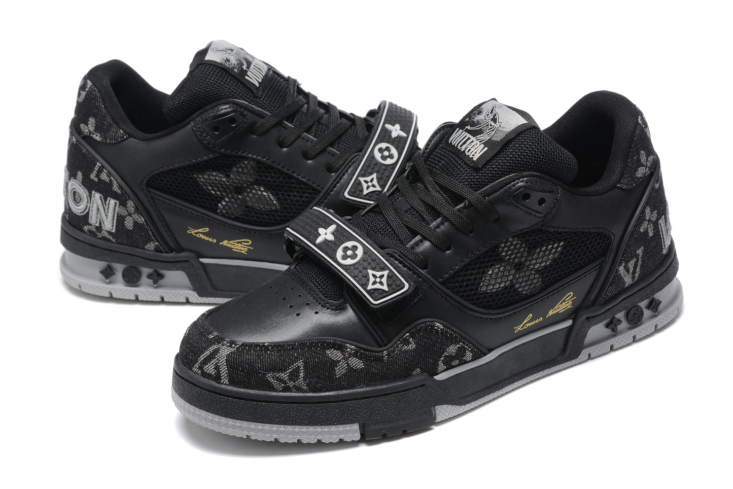 Louis Vuitton Trainer Sneaker 2 Black