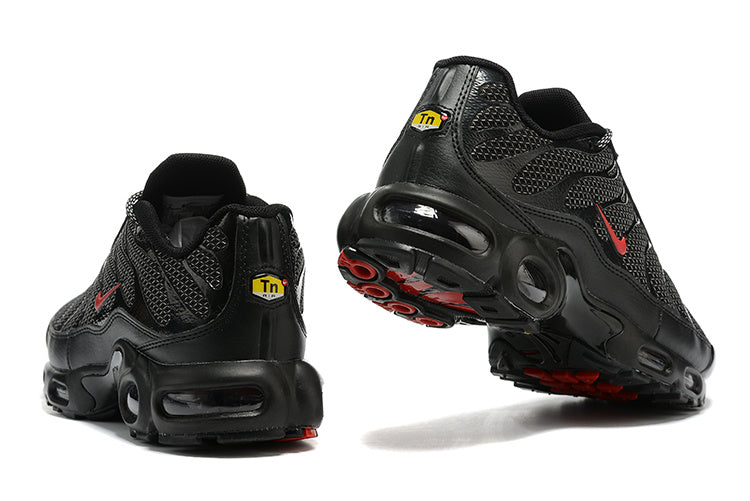 Nike air max plus TN carbon red