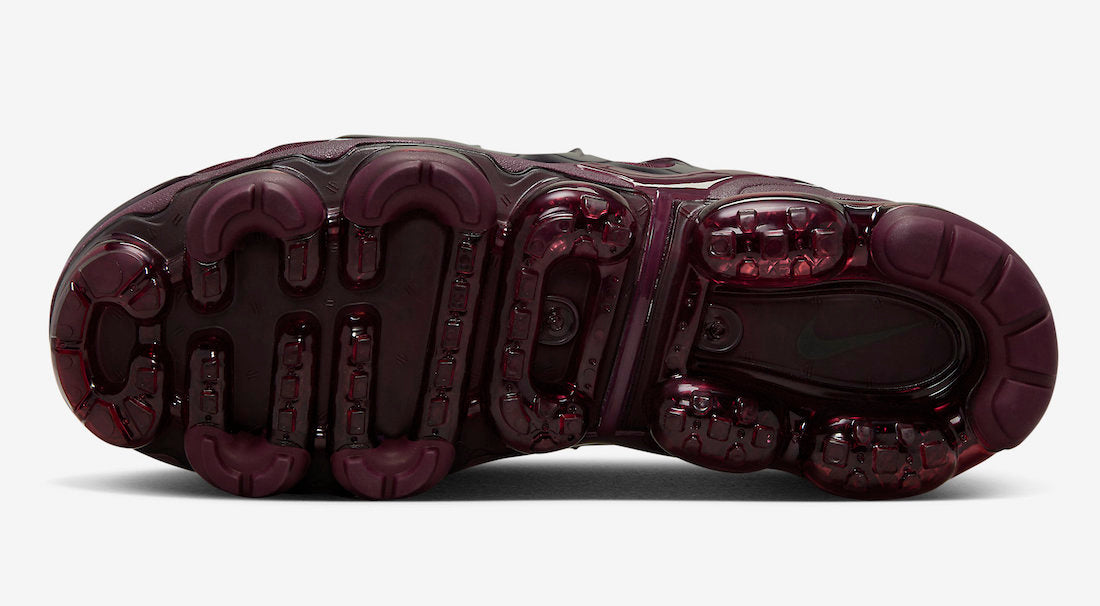 Nike air vapormax plus wine