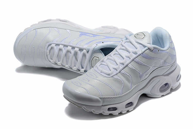 Nike air max plus TN triple white