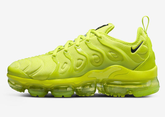 Nike air vapormax plus light green