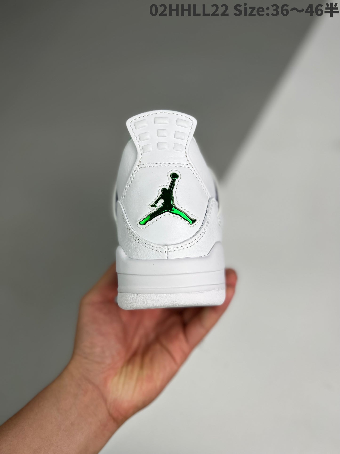 Nike Air Jordan 4 Retro "Green Chrome"