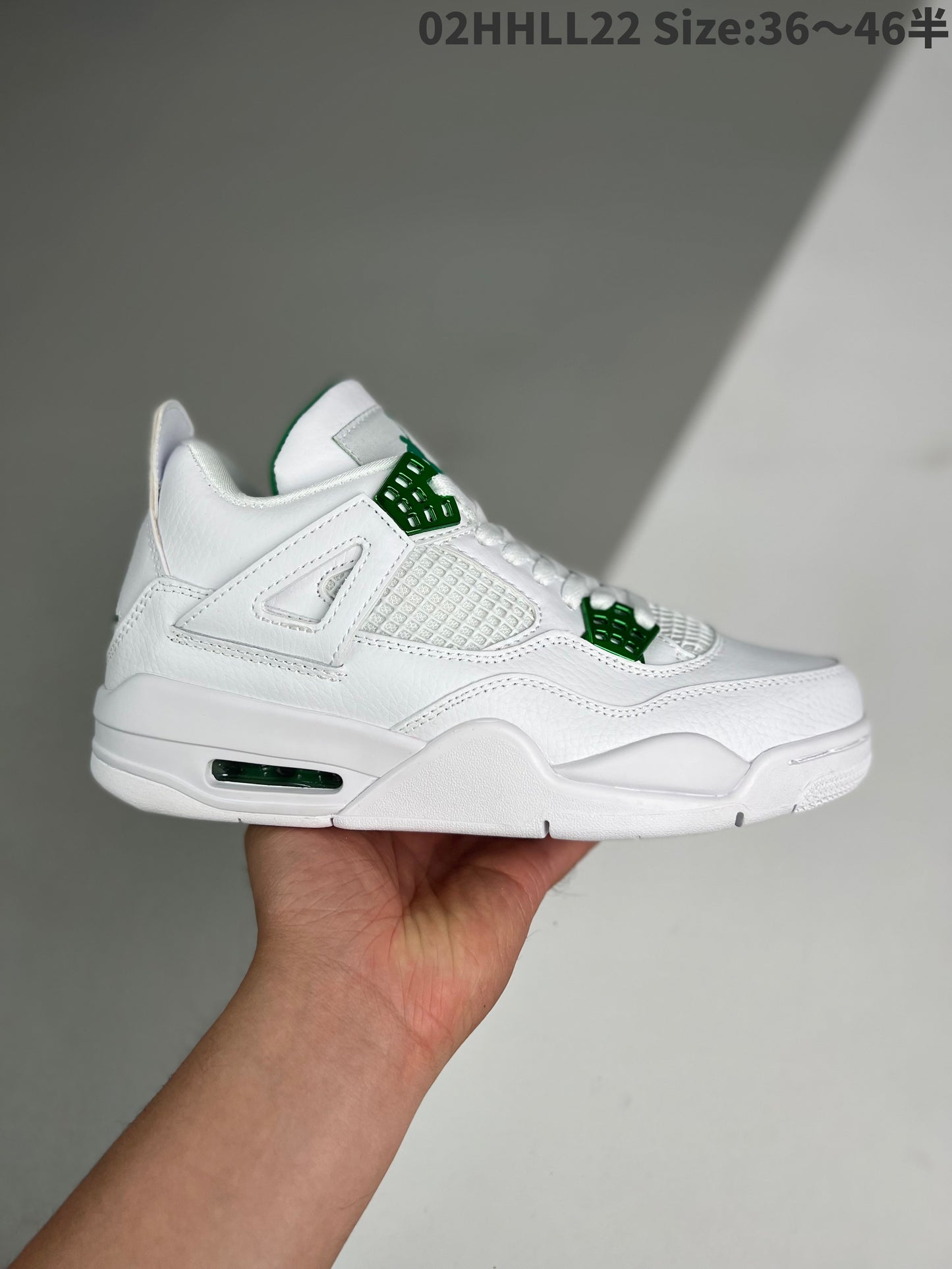 Nike Air Jordan 4 Retro "Green Chrome"