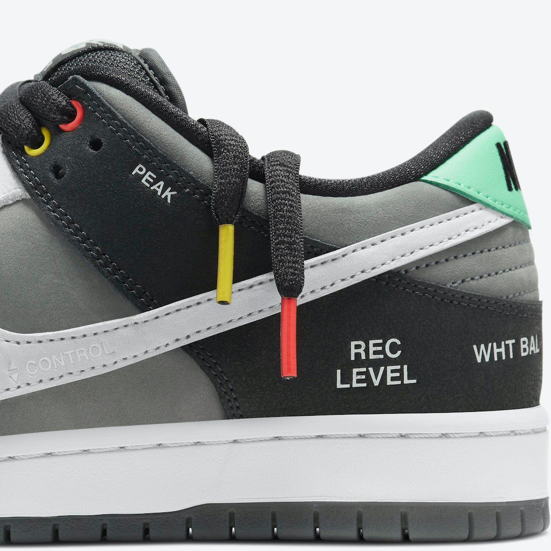 Nike SB dunk low camcorder