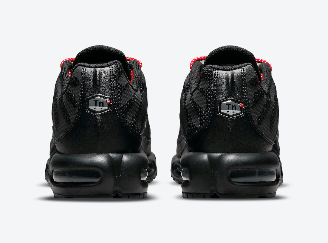 Nike air max plus TN “Black Reflective”