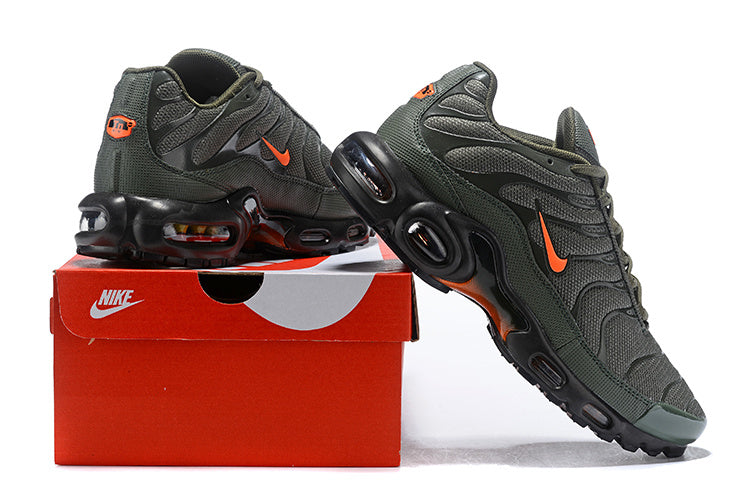 Nike air max plus TN cargo orange