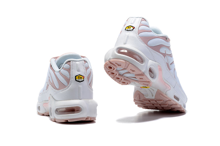 Nike air max plus TN light pink