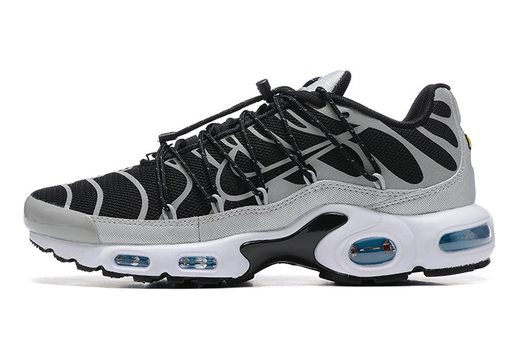 Nike air max plus utility reverse panda