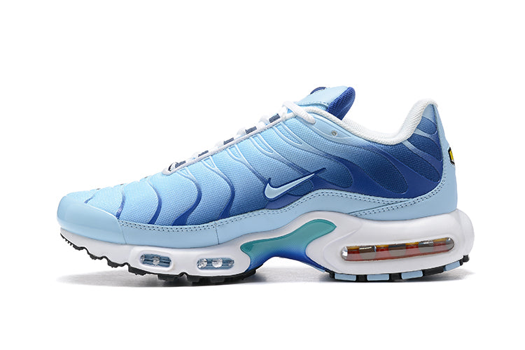 Nike air max plus TN baby blue