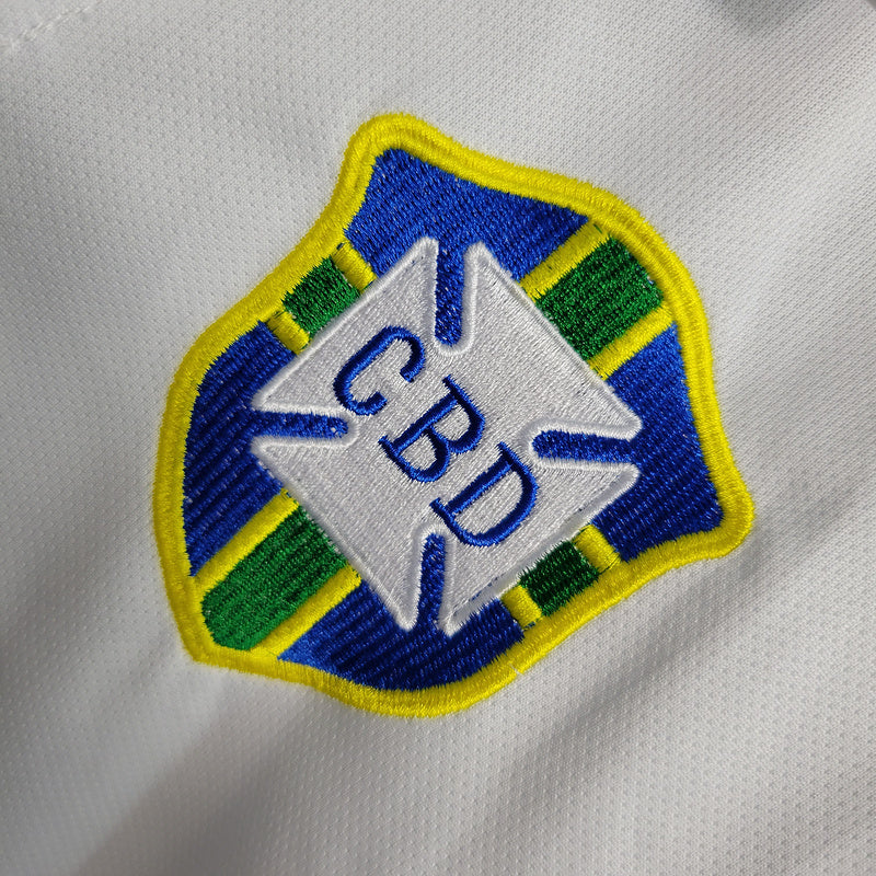 Retro brasil white 2004