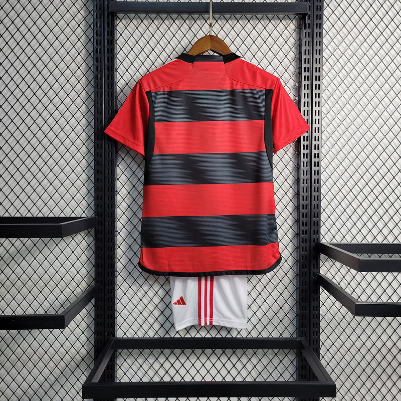 Conjunto flamengo kids 23/24