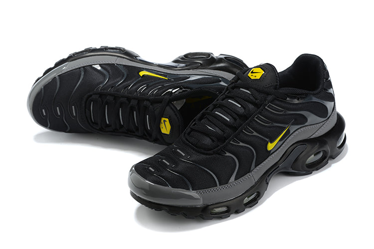 Nike air max plus TN black yellow