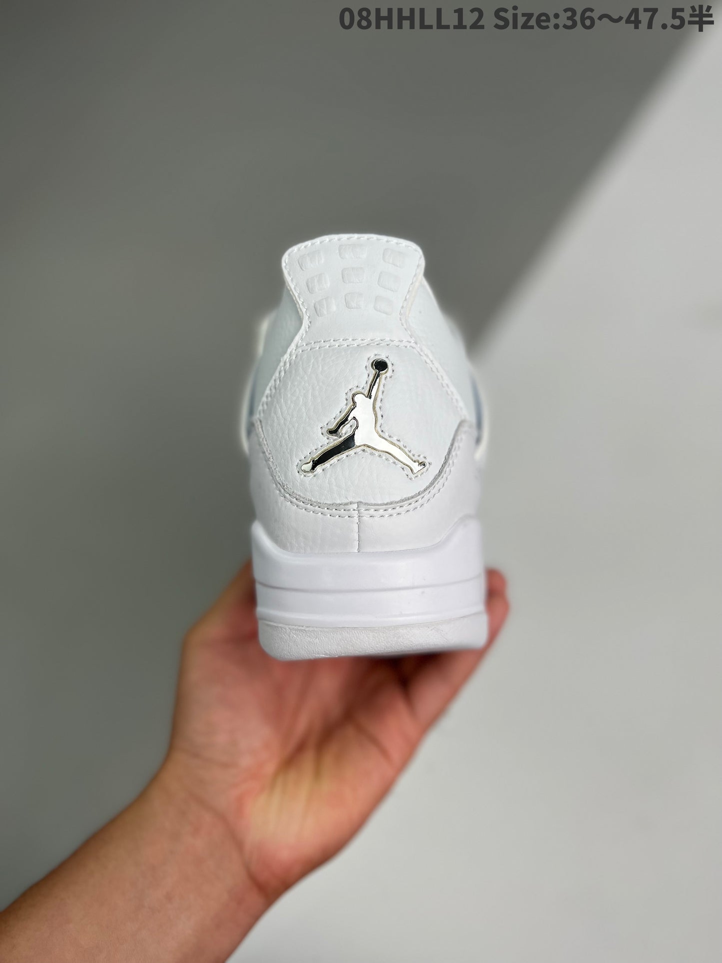 Nike Air Jordan 4 Retro "White Chrome"