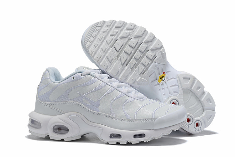 Nike air max plus TN triple white